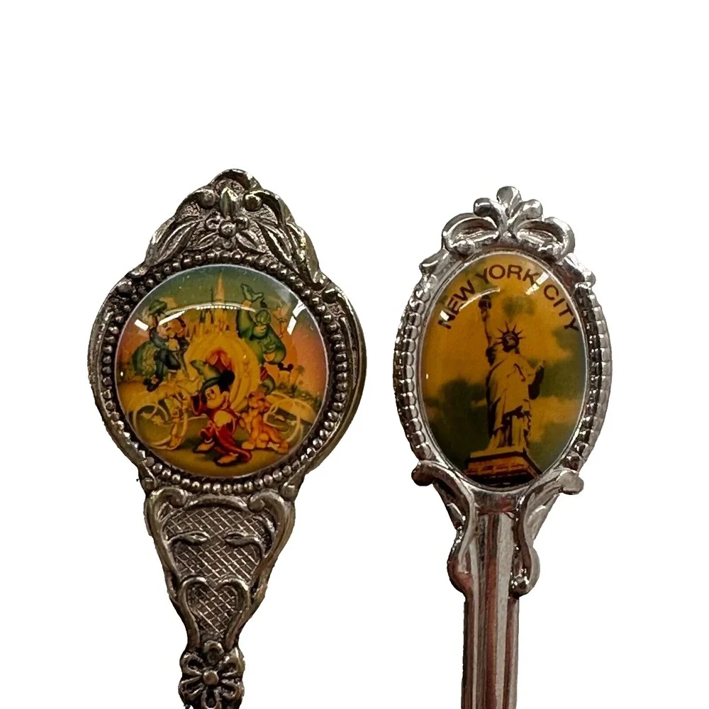 Set Of 2 Silver Plated Collectible Spoons Disney New York City‎ Souvenir liberty